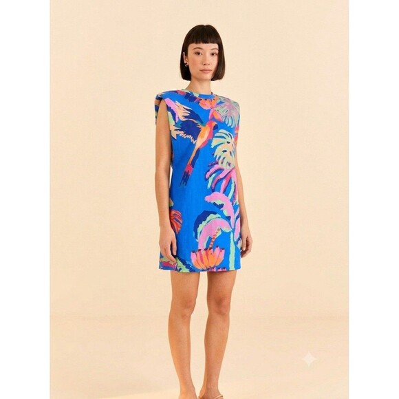 Farm Rio Dresses & Skirts - Farm Rio Made of Brasil Orange Parrot Graphic Padded Shoulder T-Shirt Dress S